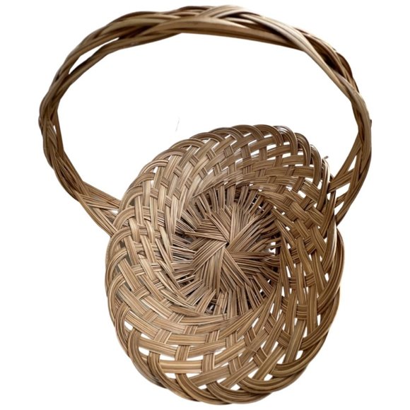 🌸4/$20🌸 Wicker Basket with Handle - Picture 6 of 14